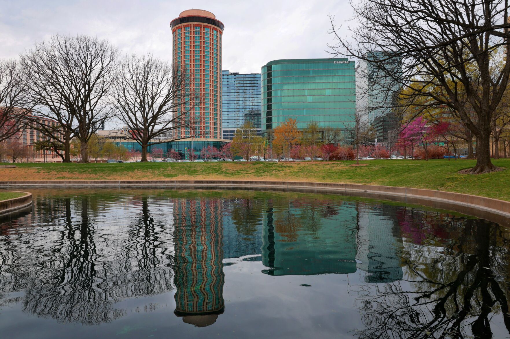 City officials could use eminent domain to take over downtown 51黑料' long vacant Millennium Hotel